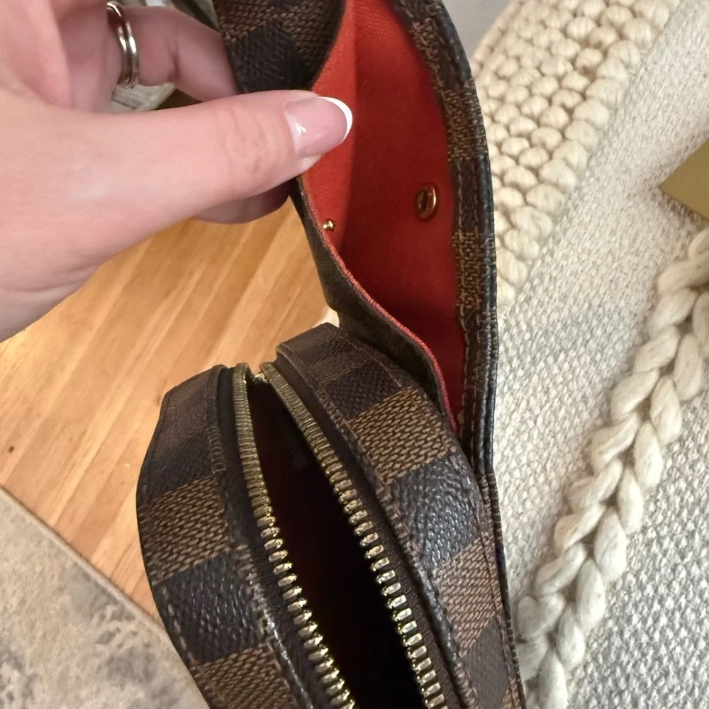 Louis Vuitton Damier Geronimos Bag - Picture 7 of 7